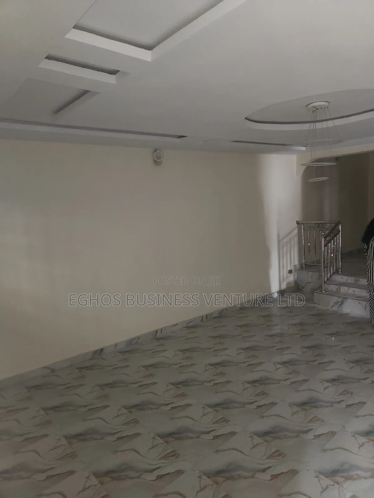 3bdrm Apartment in Limit Road Gra, Benin City for rent in Benin City
