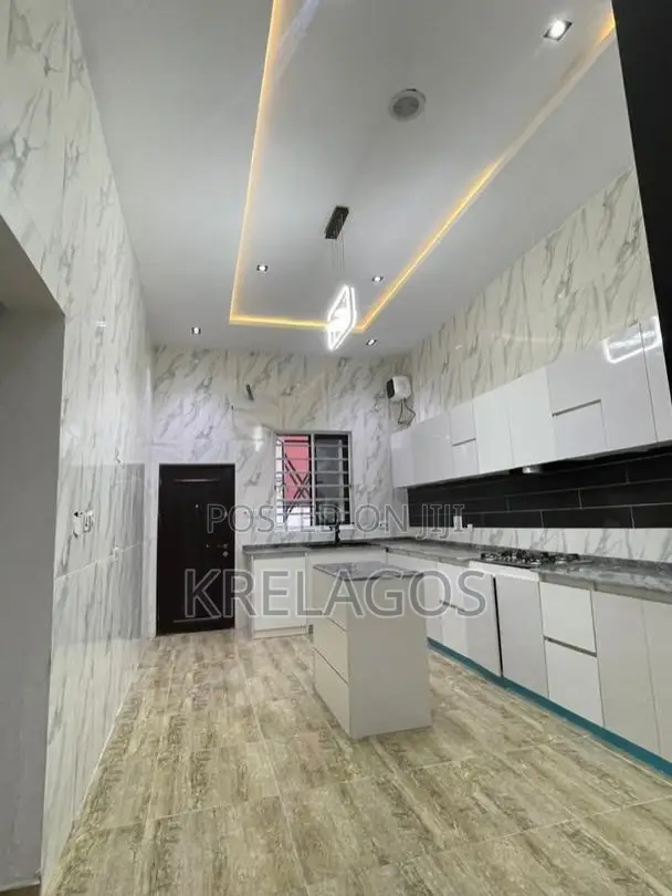 4bdrm Duplex in Osapa london for rent in Osapa london