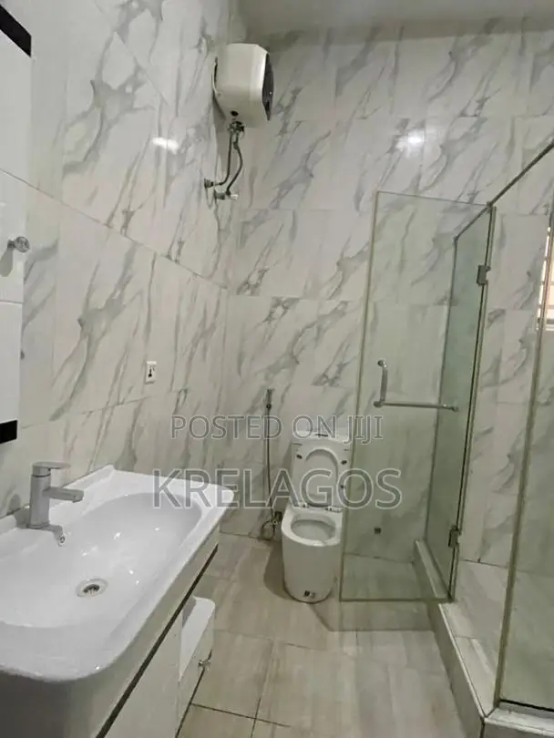 4bdrm Duplex in Osapa london for rent in Osapa london