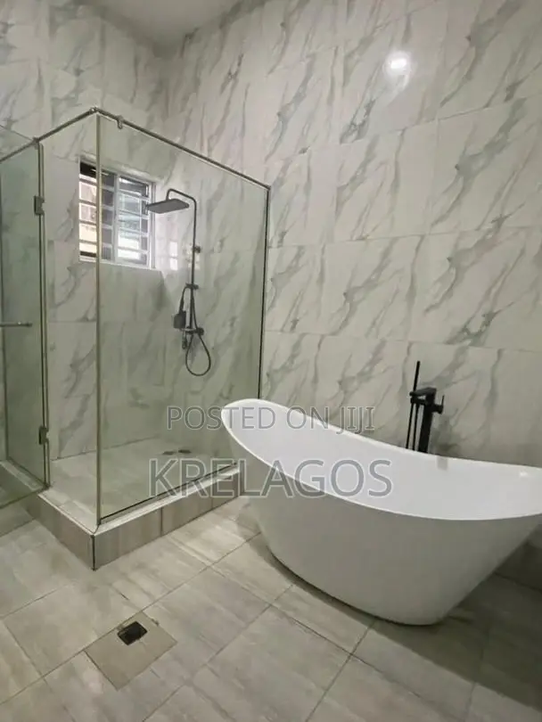 4bdrm Duplex in Osapa london for rent in Osapa london