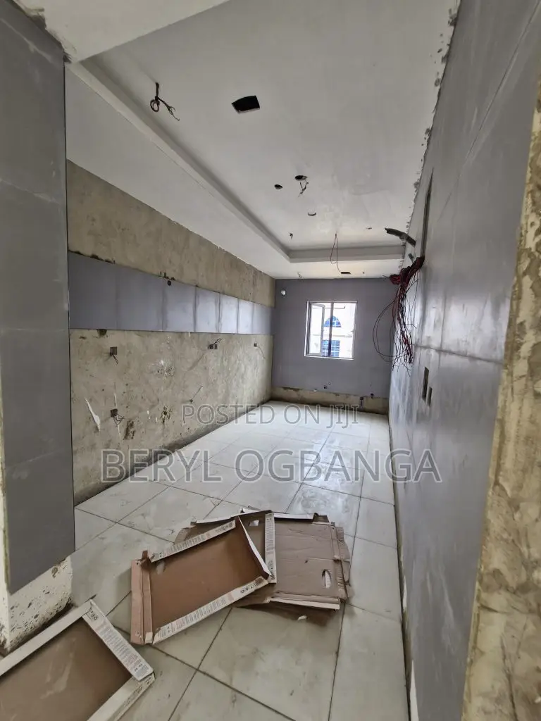 2bdrm Duplex in Ikate for sale in Ikate