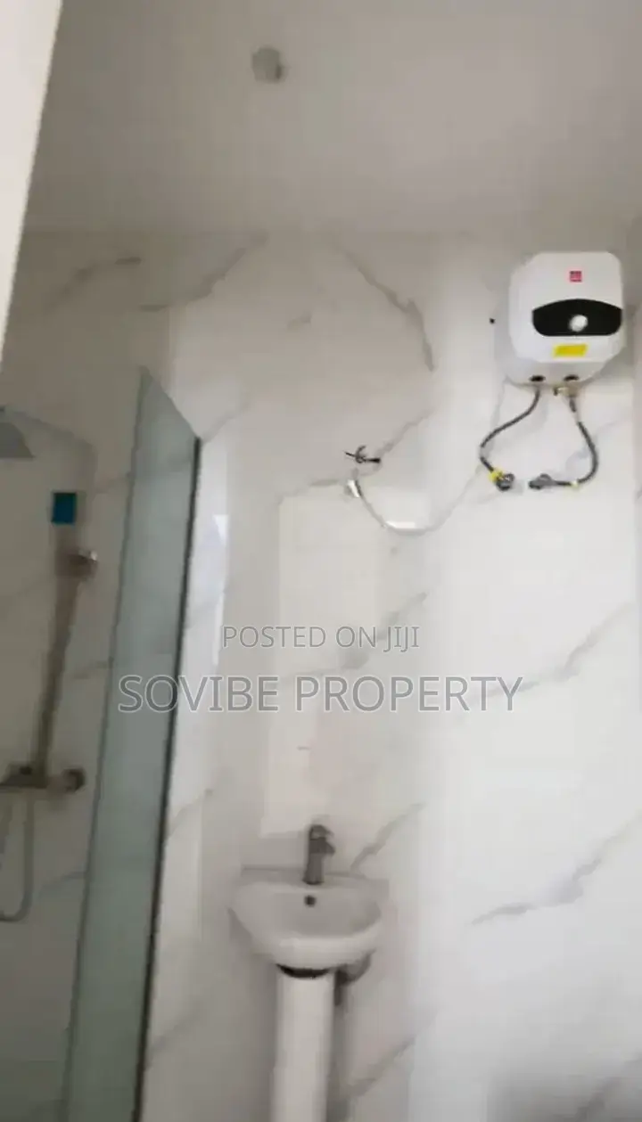 Furnished 4bdrm Duplex in Ikota  Gra for rent in Ikota