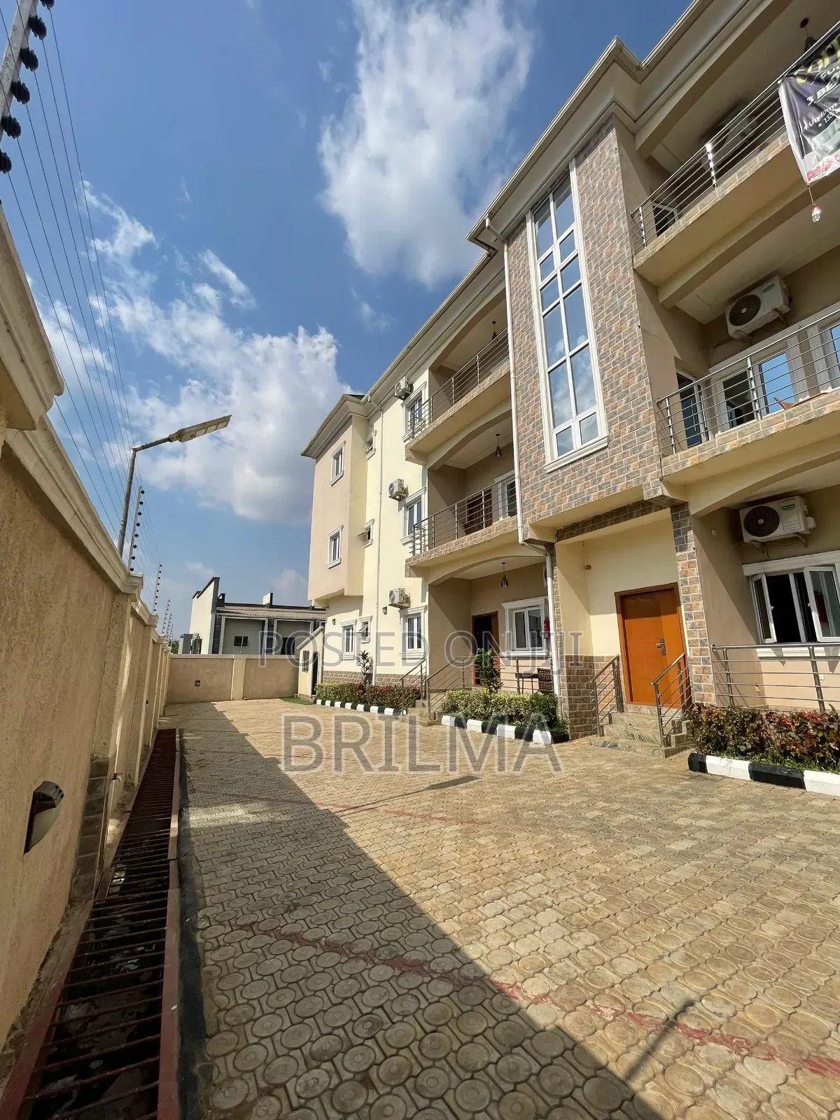 3bdrm Block of Flats in Jahi for rent in Jahi