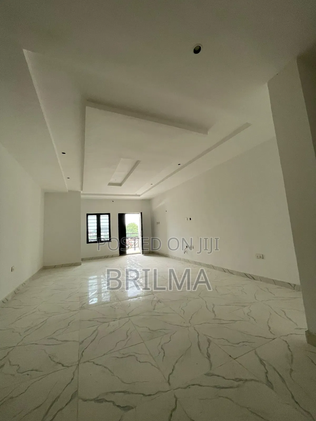 3bdrm Block of Flats in Jahi for sale in Jahi