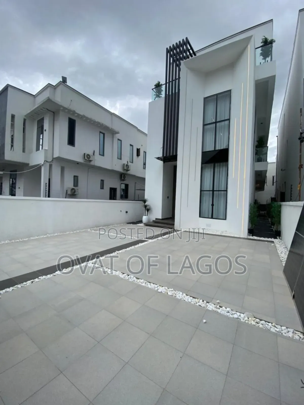 5bdrm Duplex in Orchid, Lekki for sale in Lekki