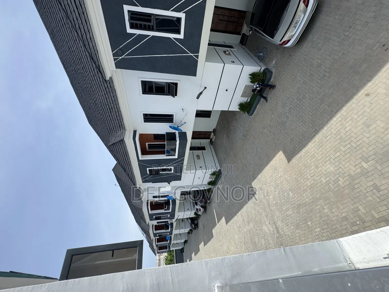 4bdrm Duplex in Wood-Hand Ilaje, Ikota for sale in Ikota