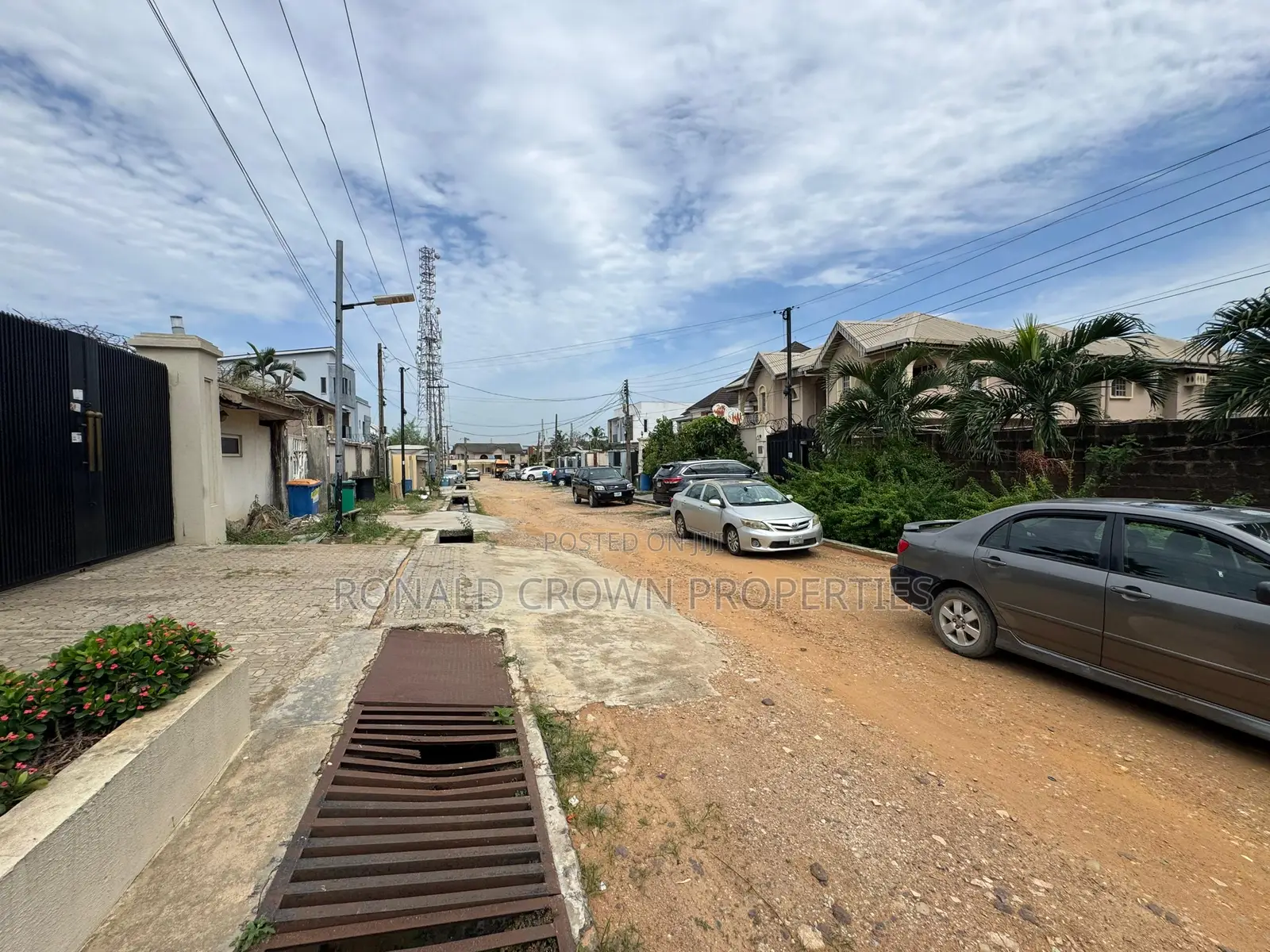 648sqm of Land With Demolishable Bungalow at Magodo Gra in GRA Phase 1