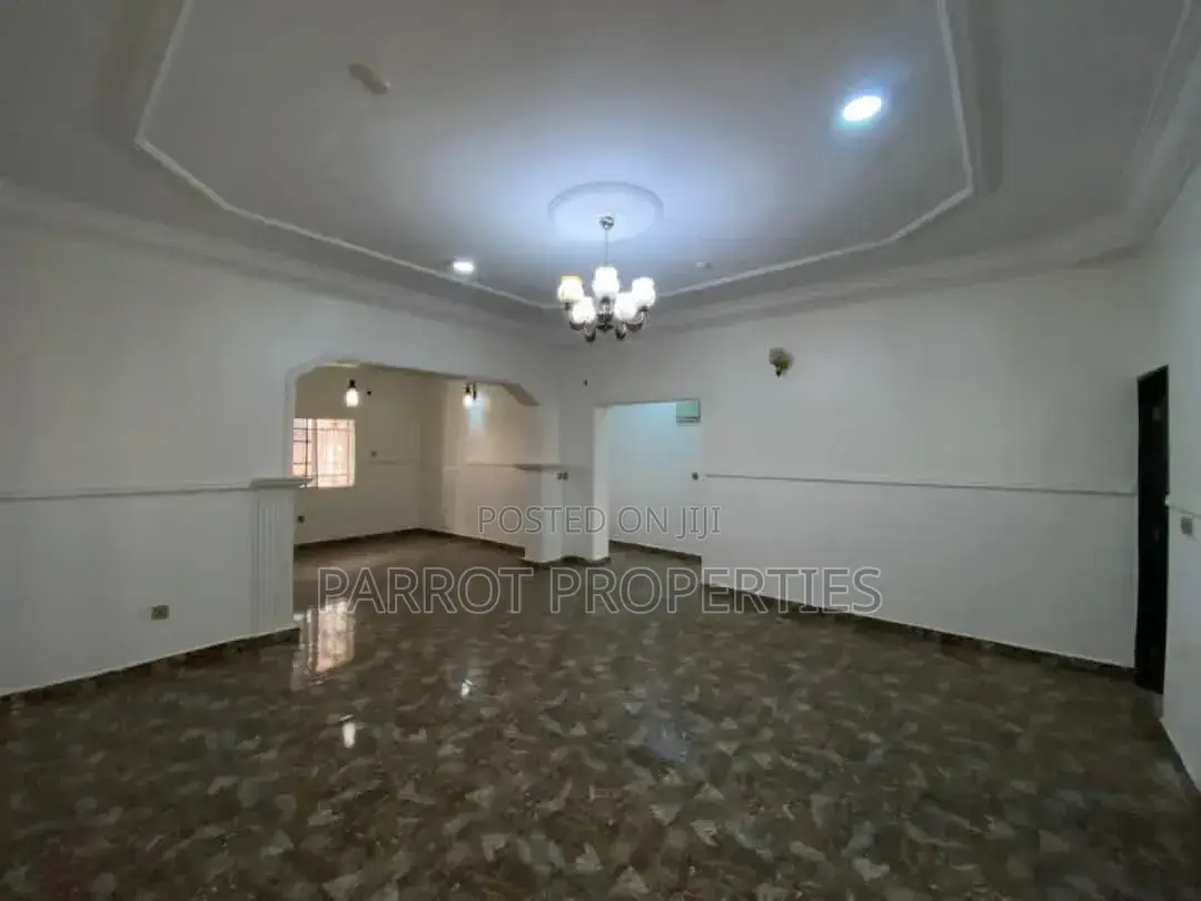 Furnished 2bdrm Block of Flats in Estate, Life Camp for rent in Life Camp