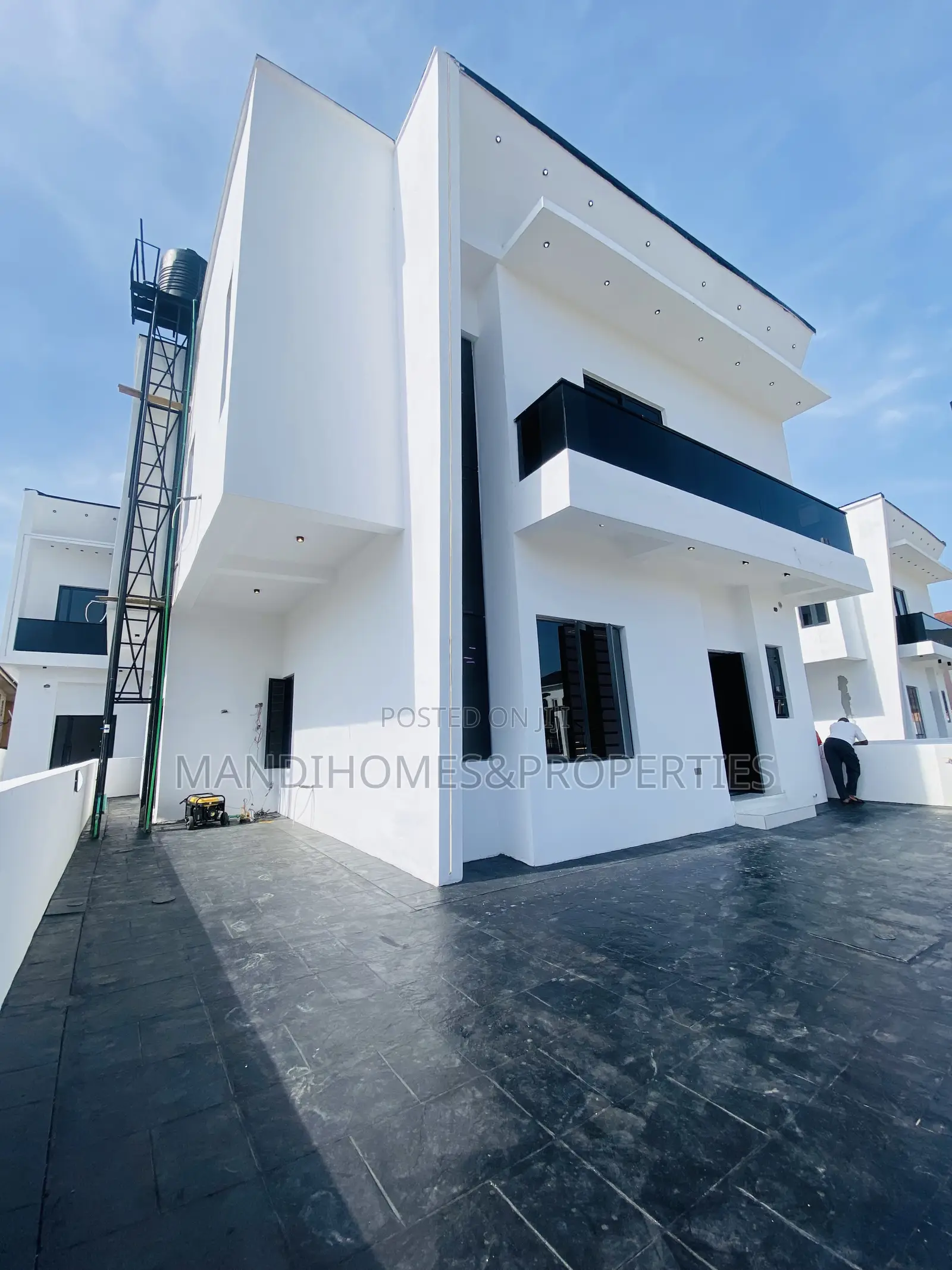 4bdrm Duplex in Sangotedo for sale in Sangotedo