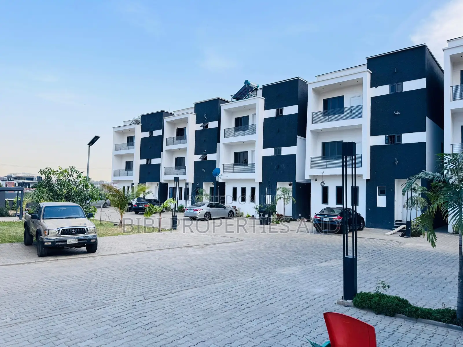 4bdrm Duplex in Kado for sale in Kado