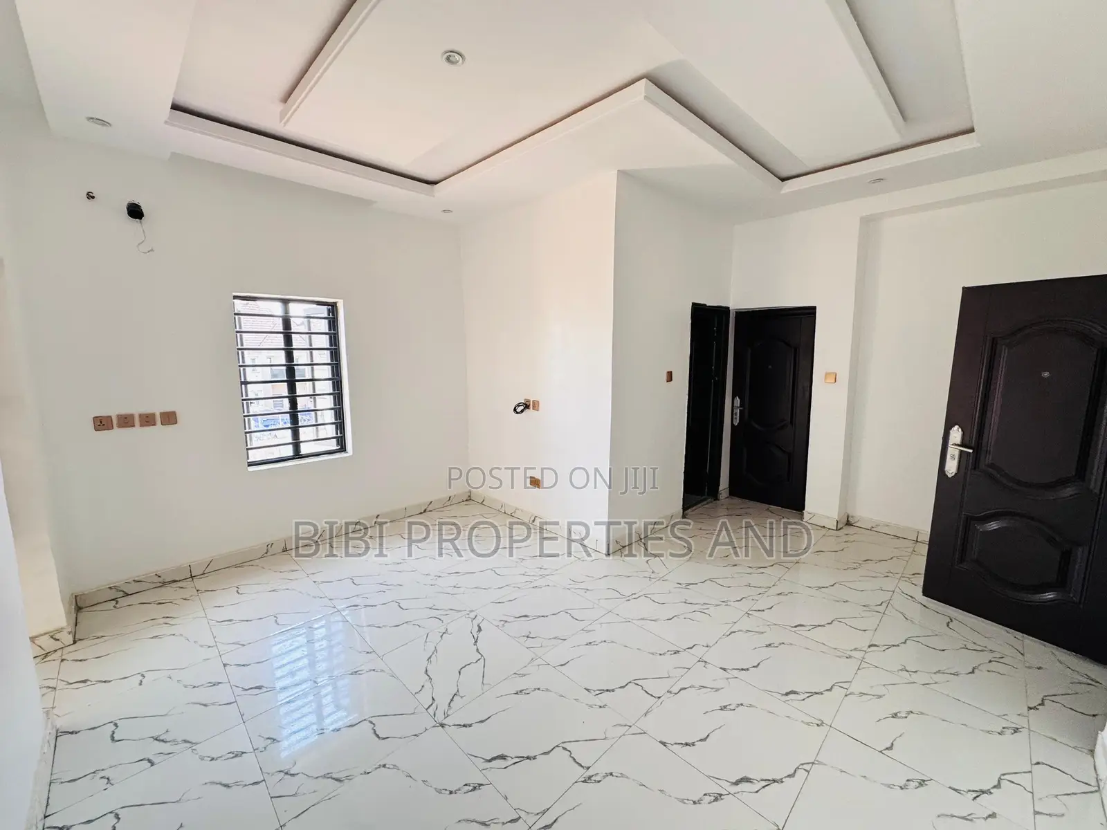 4bdrm Duplex in Lugbe District for sale in Lugbe District