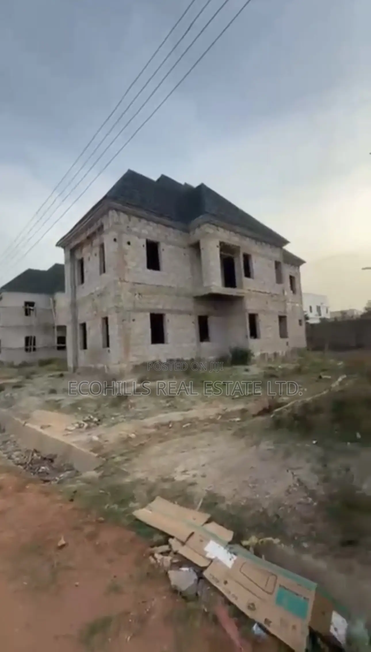 5bdrm Duplex in Along Trademore, Lugbe District for sale in Lugbe District