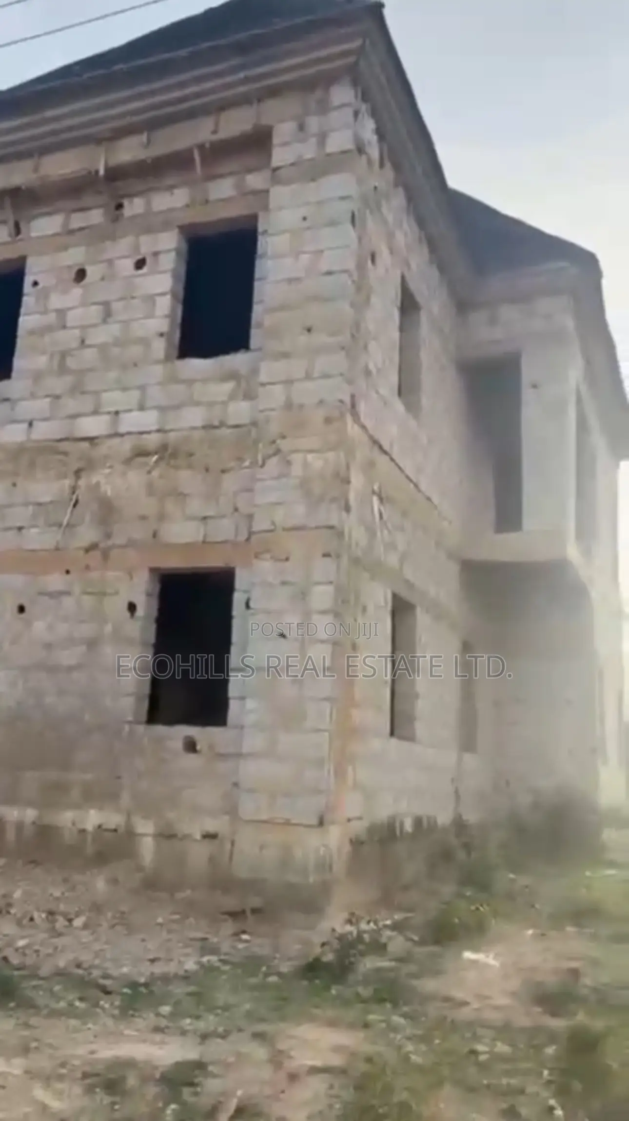 5bdrm Duplex in Along Trademore, Lugbe District for sale in Lugbe District