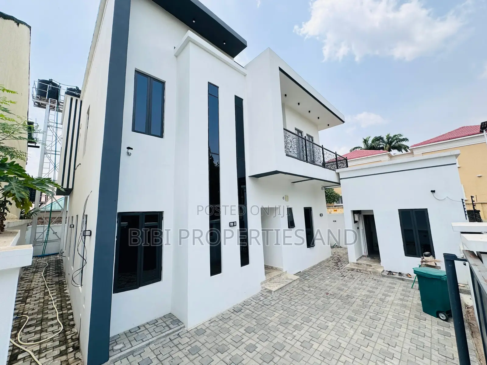 4bdrm Duplex in Life Camp for sale in Life Camp