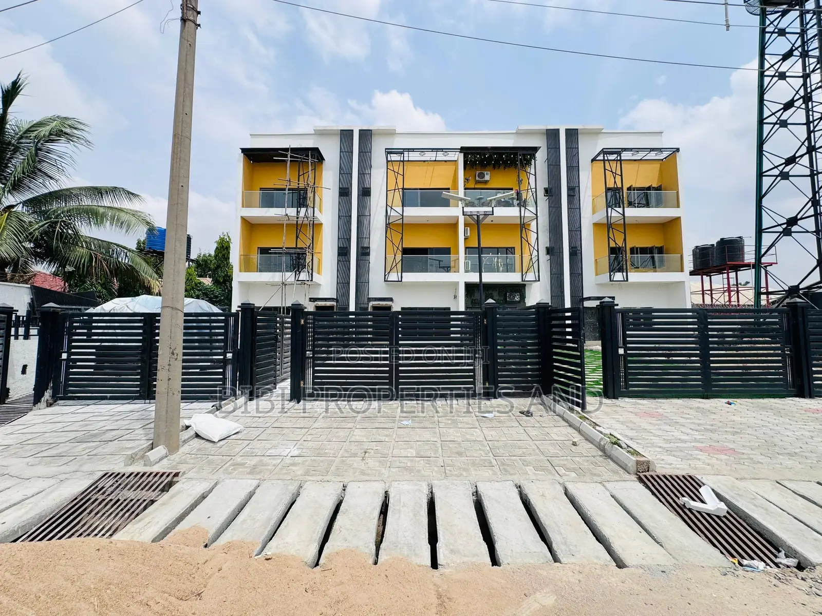 4bdrm Townhouse/Terrace in Gwarinpa for sale in Gwarinpa