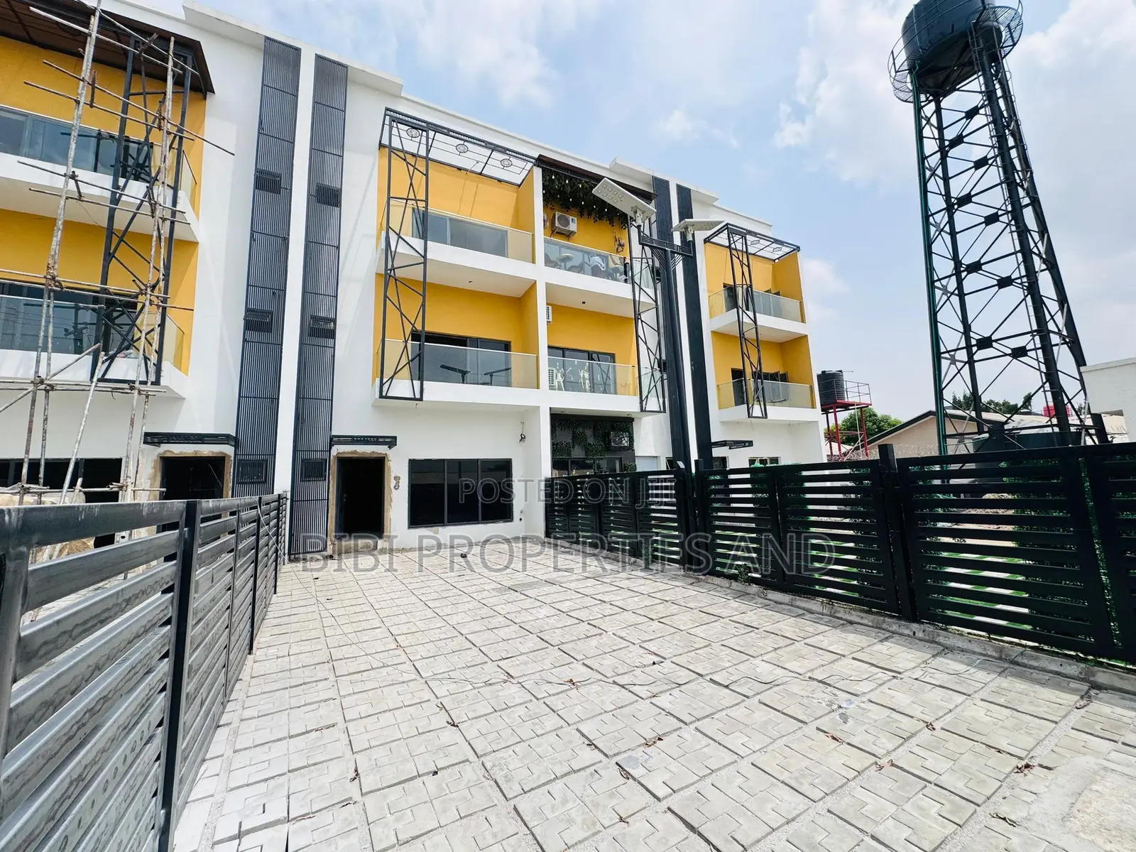 4bdrm Townhouse/Terrace in Gwarinpa for sale in Gwarinpa