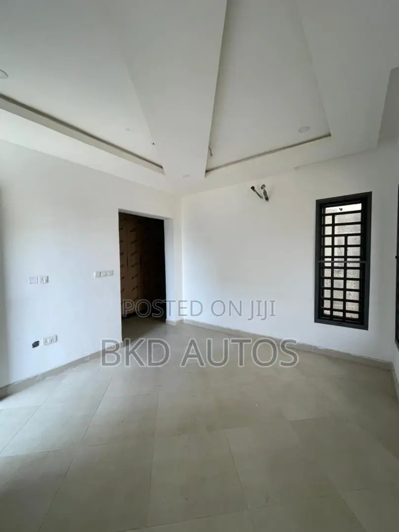 4bdrm Apartment in Lekki Phase 1 for sale in Lekki Phase 1