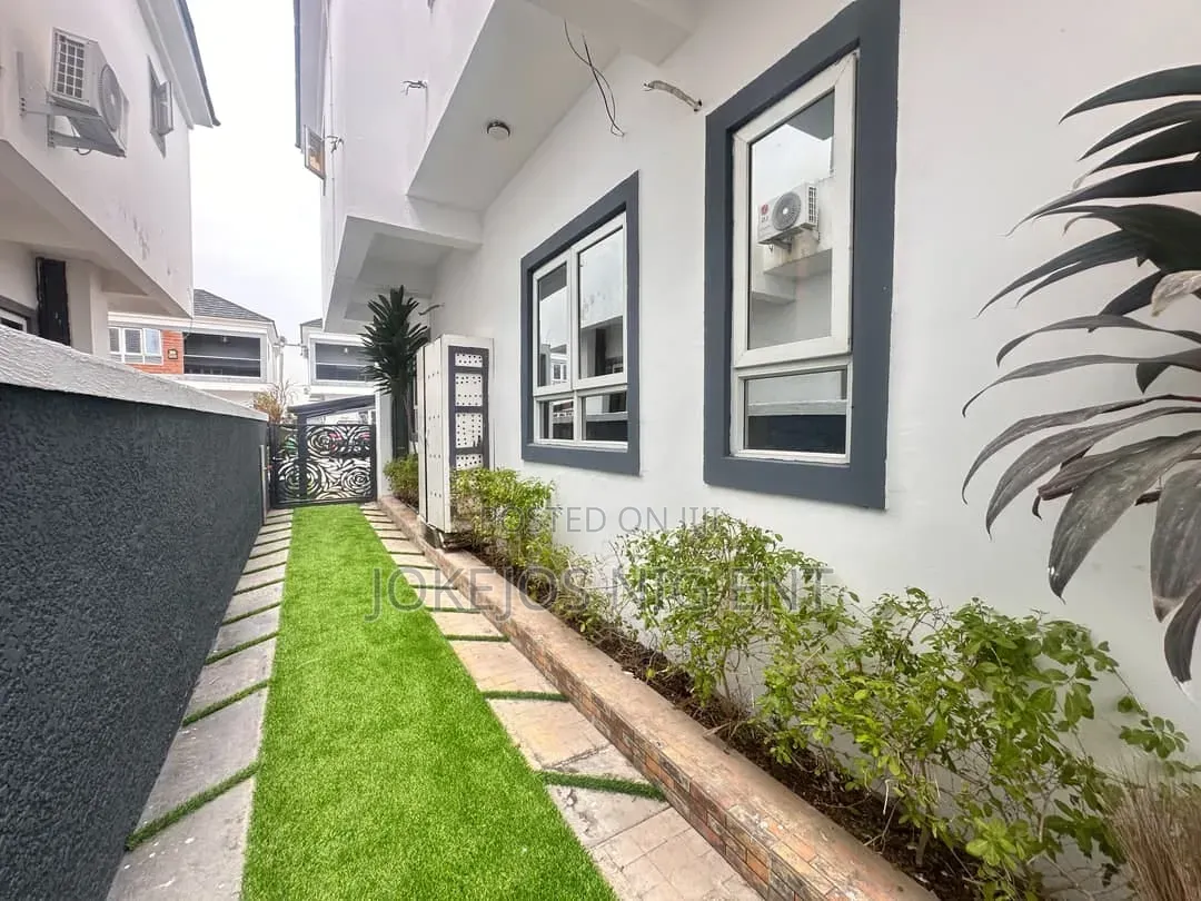 4bdrm Duplex in Harris Drive Vgc, Abraham Adesanya Estate for rent in Abraham Adesanya Estate