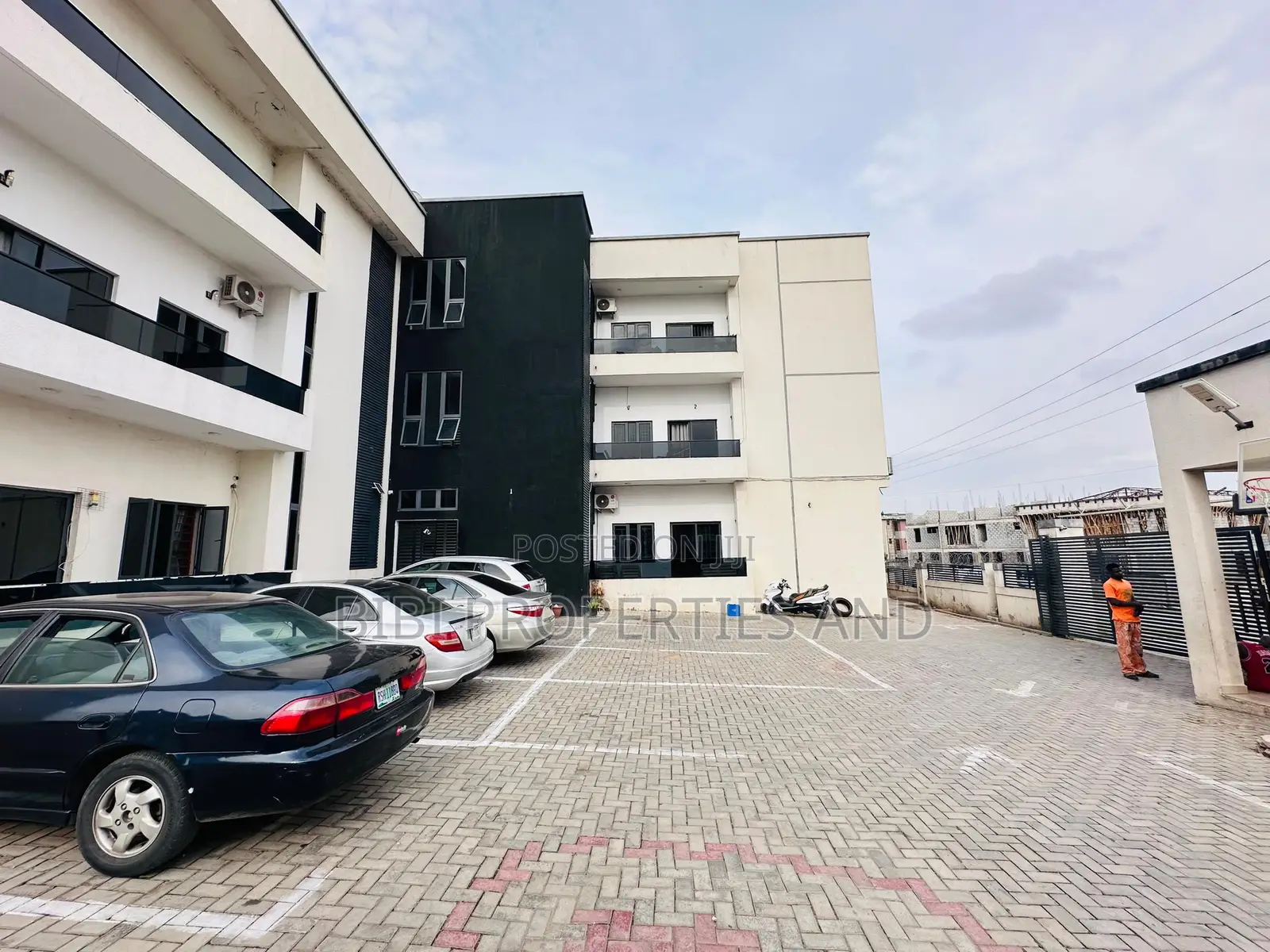 Furnished 3bdrm Apartment in Jahi for sale in Jahi
