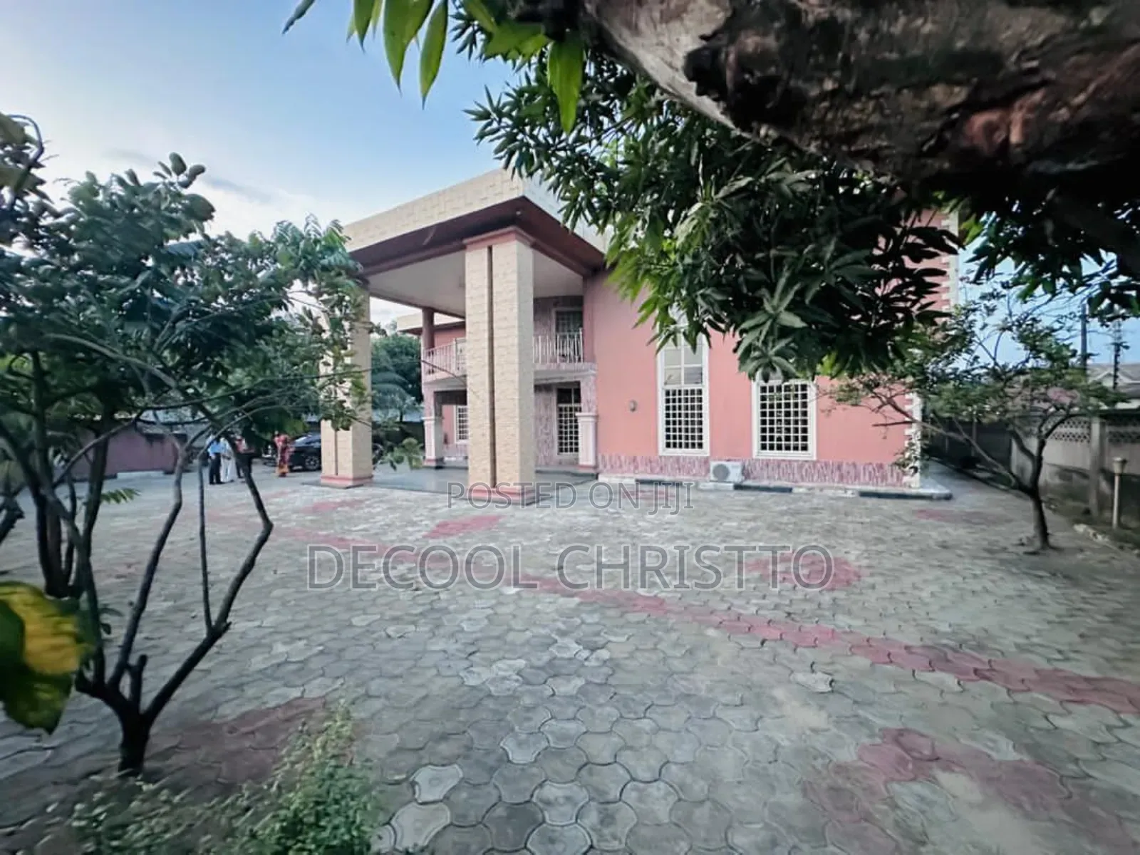 6 Rooms Duplex on 2 Pilot Land in Port-Harcourt