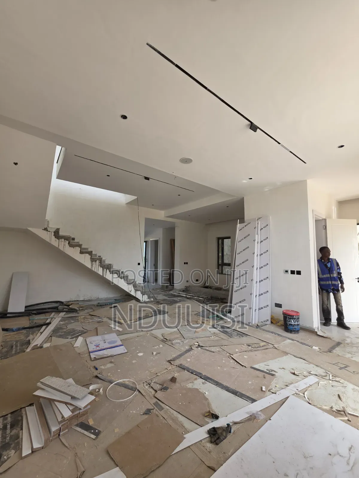 4bdrm Duplex in Gracefield Estate, Chevron for sale in Chevron