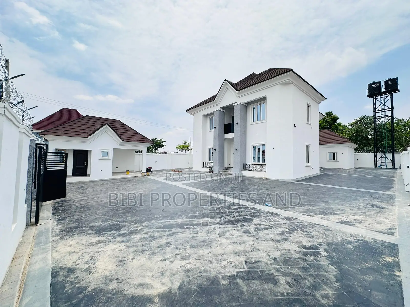 4bdrm Duplex in Lokogoma for sale in Lokogoma