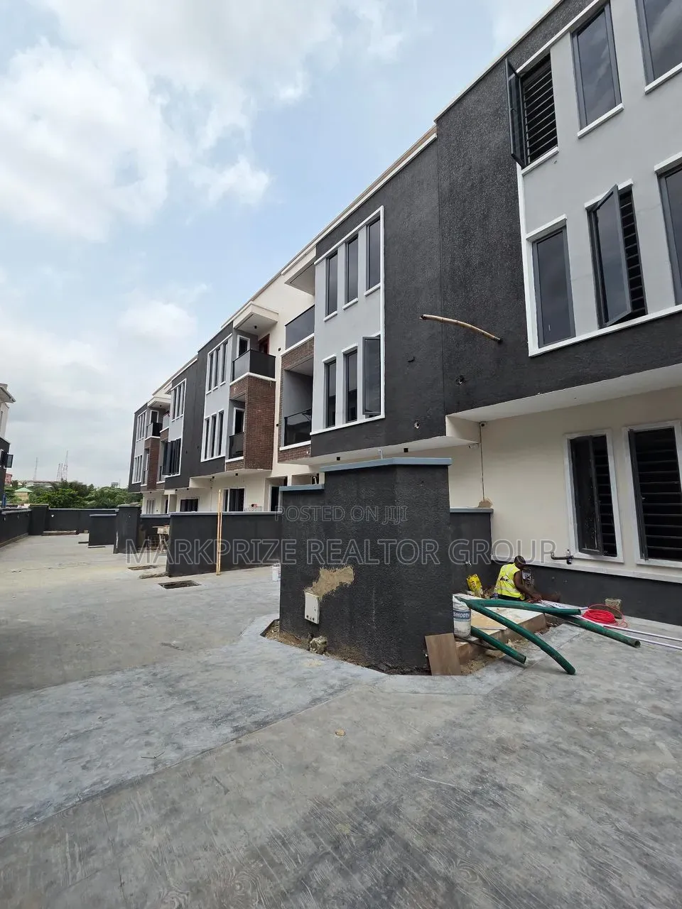 Furnished 4bdrm Duplex in Opebi Ikeja Lagos for sale in Opebi