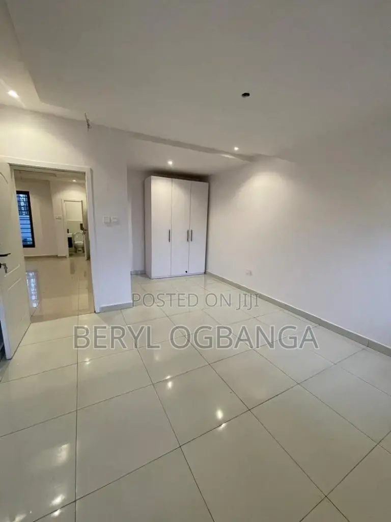 1bdrm Apartment in Lekki Phase 1 for sale in Lekki Phase 1