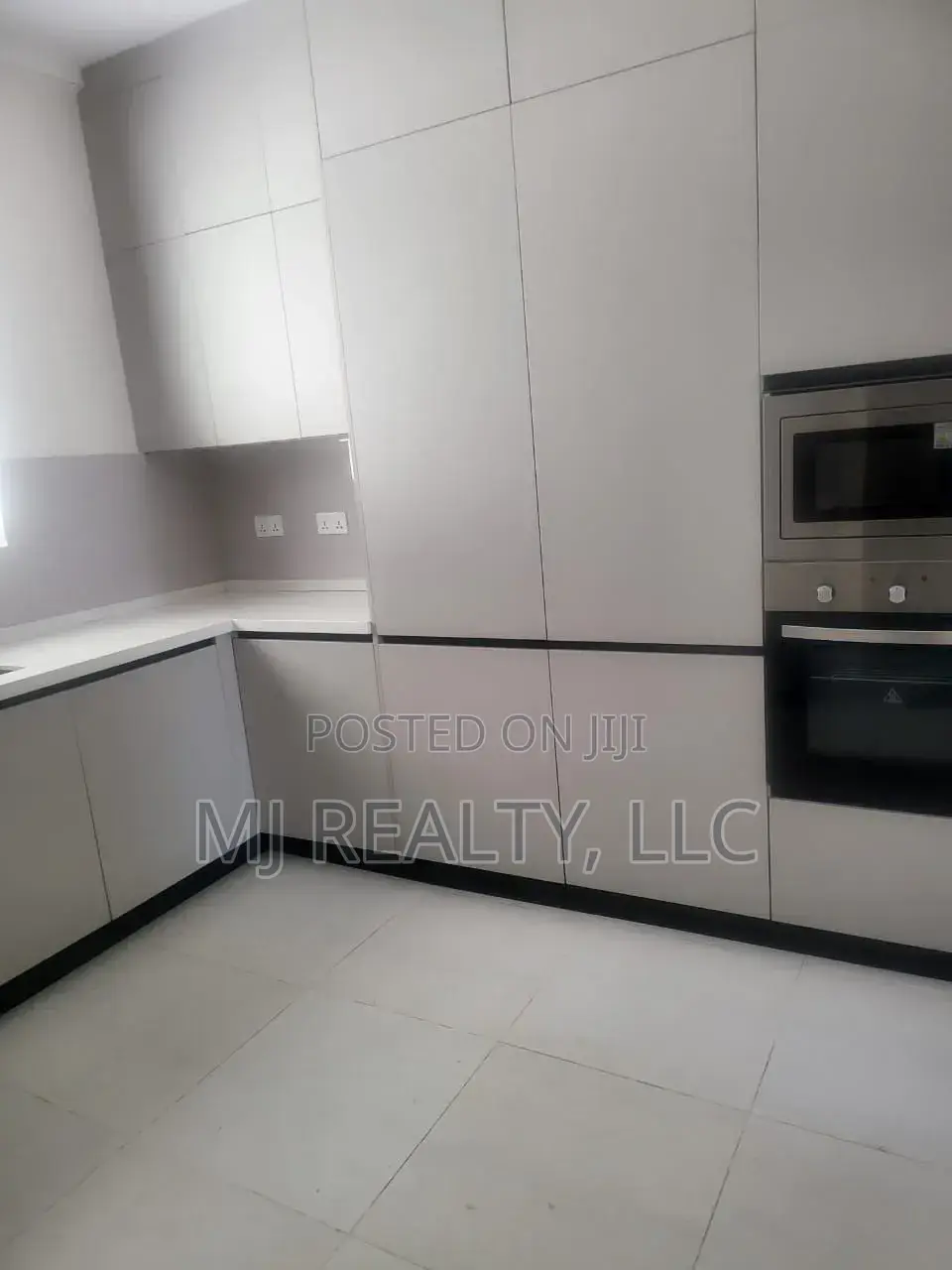 5bdrm Duplex in Parkview Estate for rent in Parkview Estate