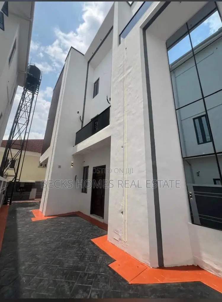 Furnished 4bdrm Duplex in GRA Phase 1 for sale in GRA Phase 1