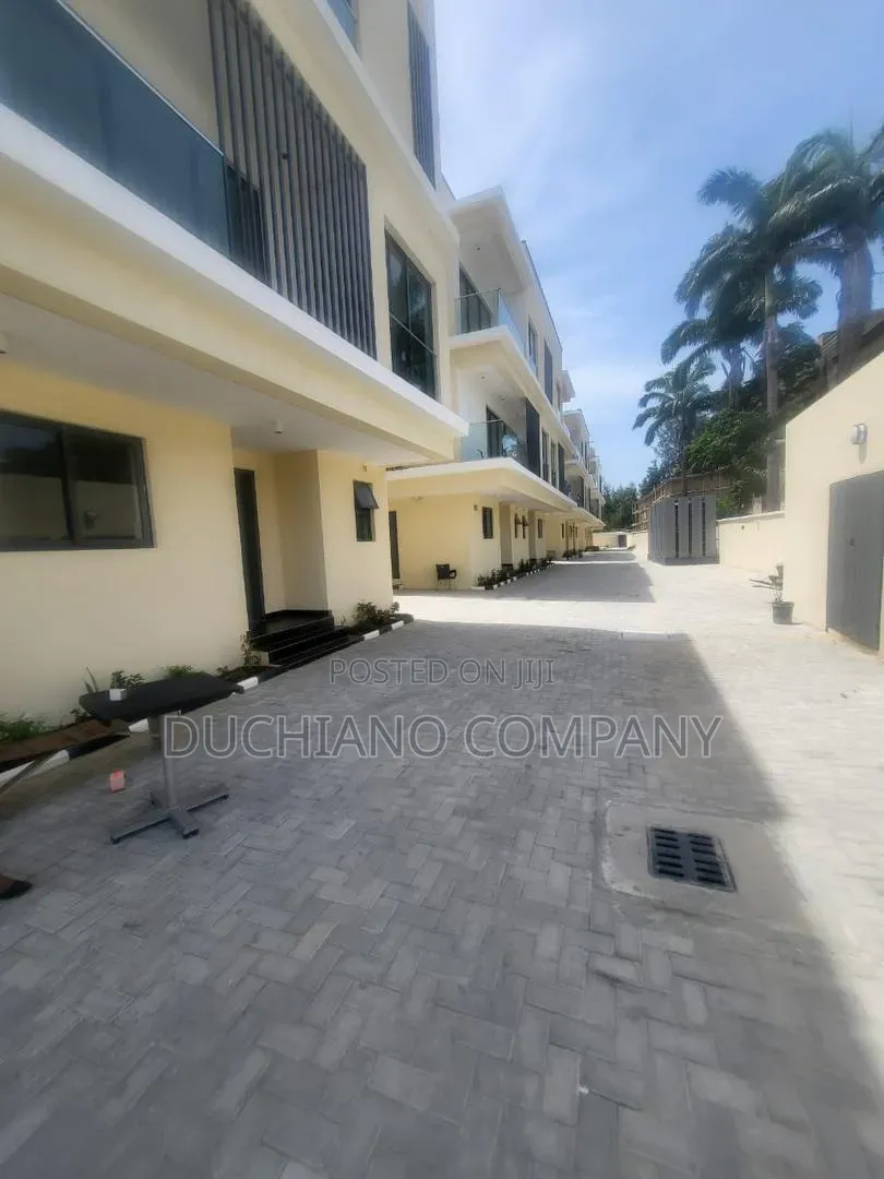 5bdrm Duplex in Parkview Estate for rent in Parkview Estate