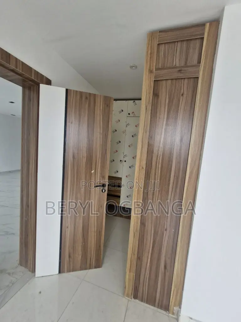 2bdrm Apartment in Banana Island for sale in Banana Island