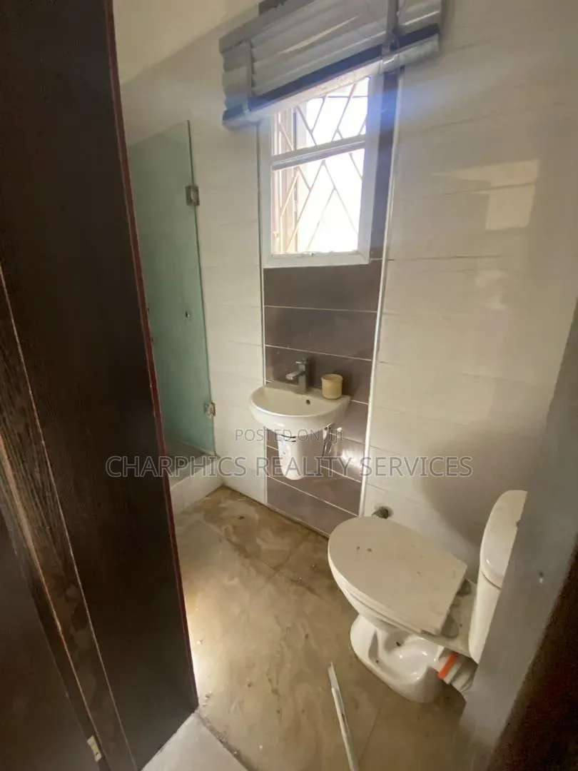 3bdrm Apartment in Victoria Island Extension for rent in Victoria Island Extension