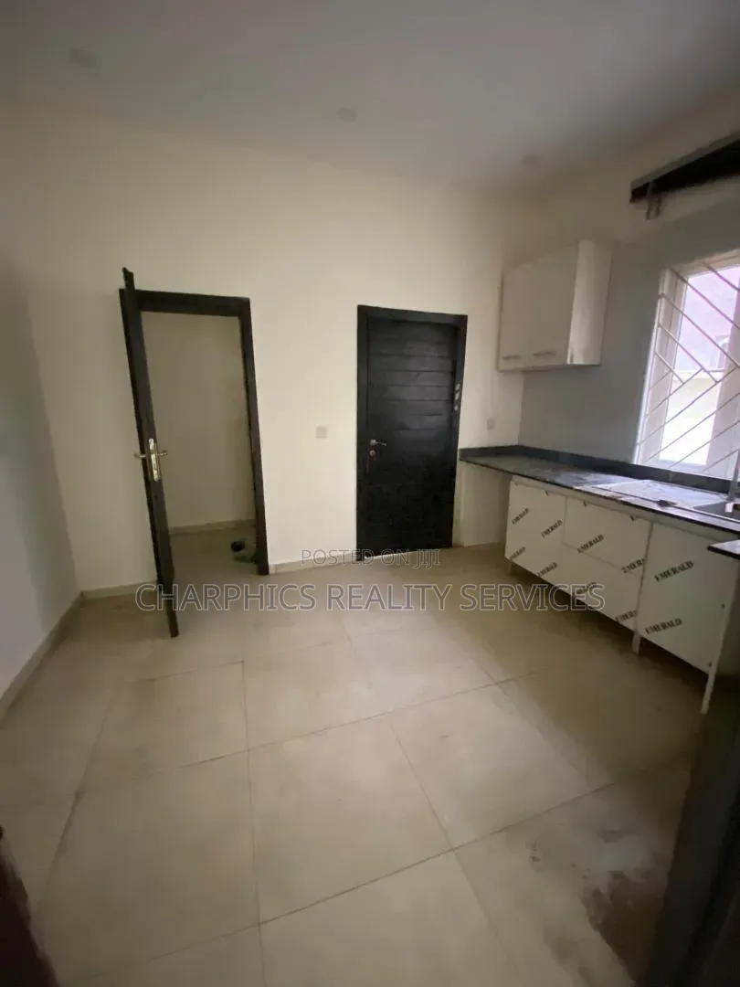 3bdrm Apartment in Victoria Island Extension for rent in Victoria Island Extension