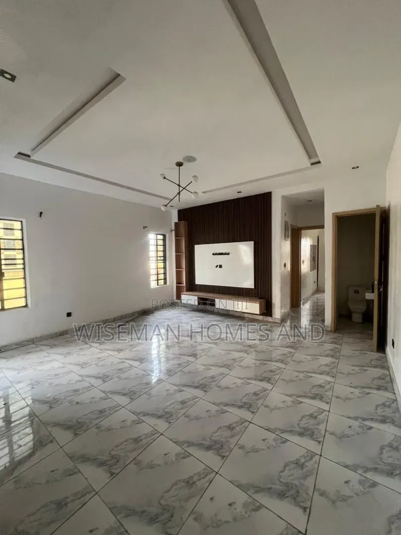 2bdrm Apartment in Ikate Lekki Eti-Osa for rent in Ikate
