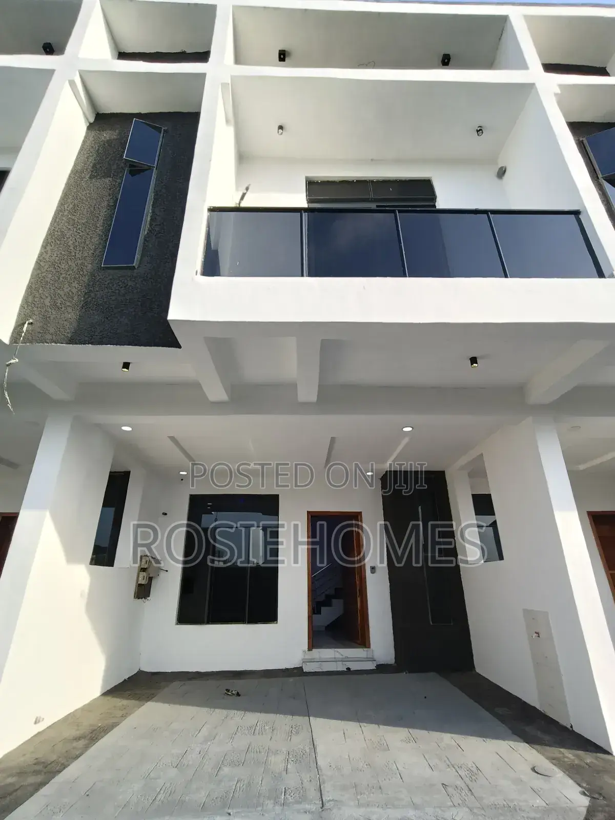 3bdrm Duplex in View Estate, Sangotedo for sale in Sangotedo