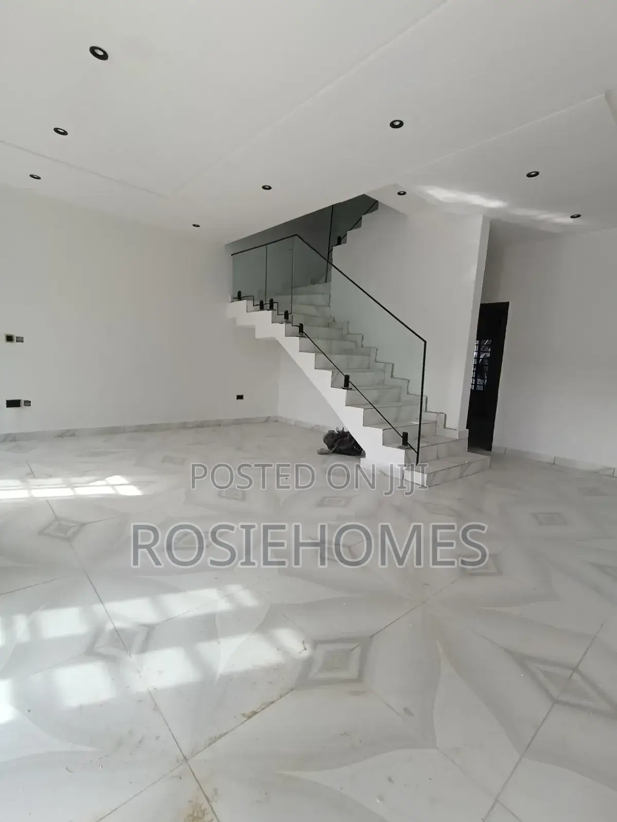 4bdrm Duplex in View Estate, Sangotedo for sale in Sangotedo