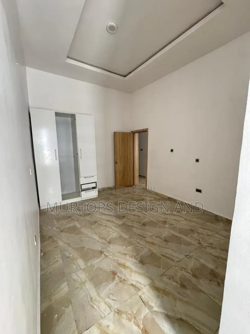Studio Apartment in Ikota Gra, Lekki Phase 2 for rent in Lekki Phase 2