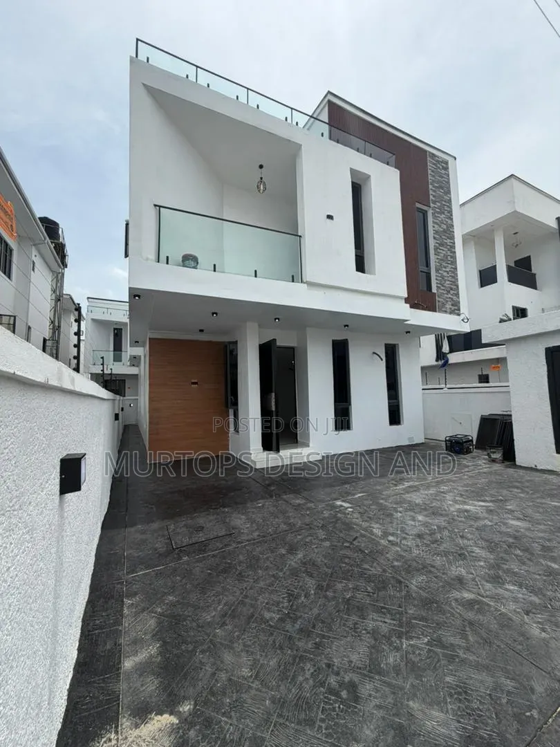 4bdrm Duplex in Lekki Phase 2 for sale in Lekki Phase 2