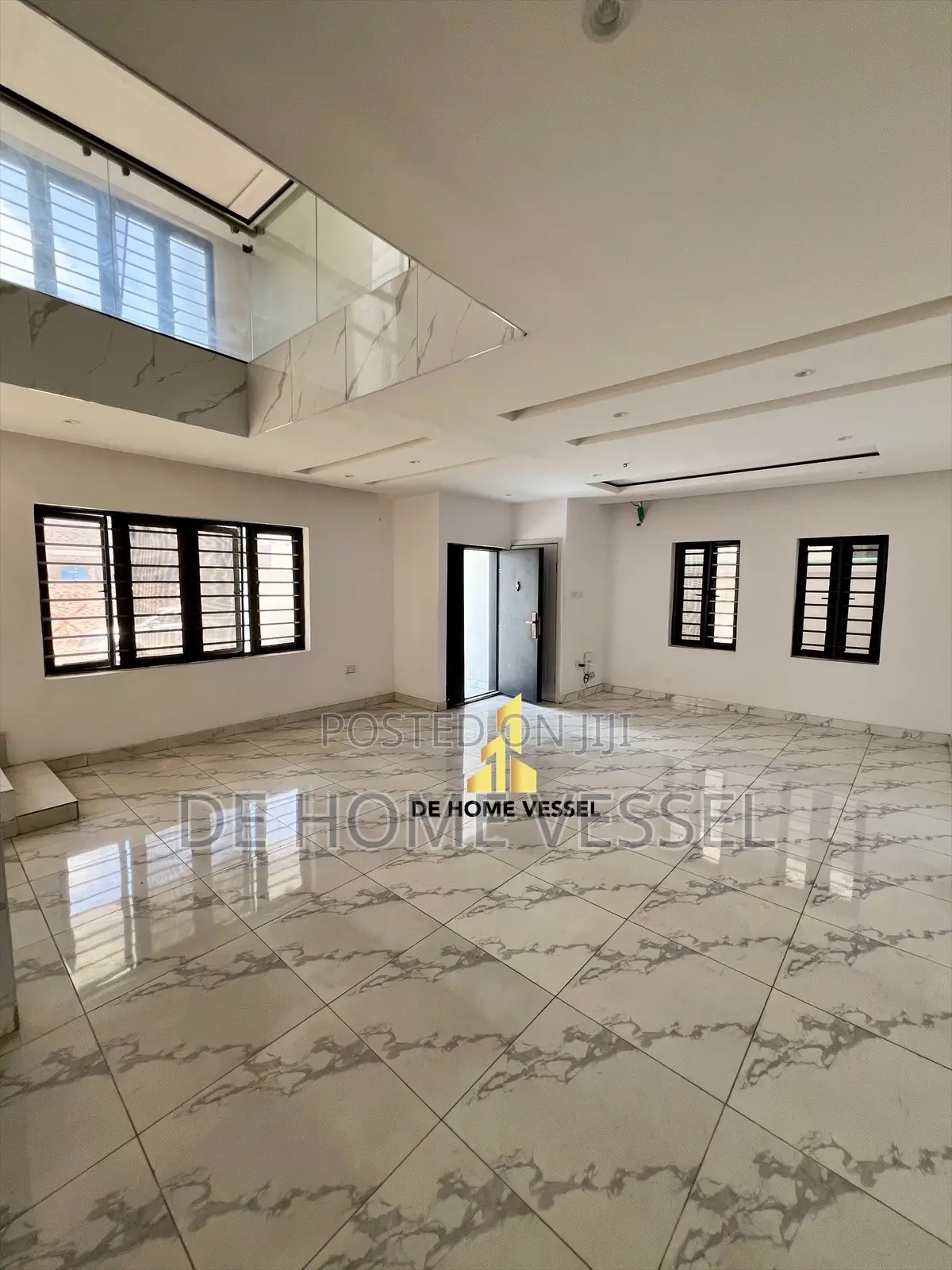 4bdrm Duplex in Ologolo for sale in Ologolo