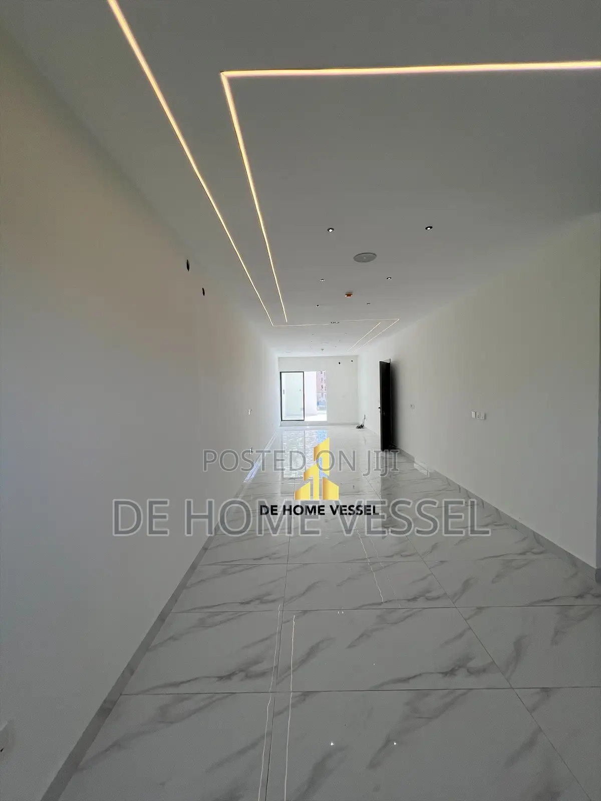 4bdrm Duplex in Ikota for sale in Ikota