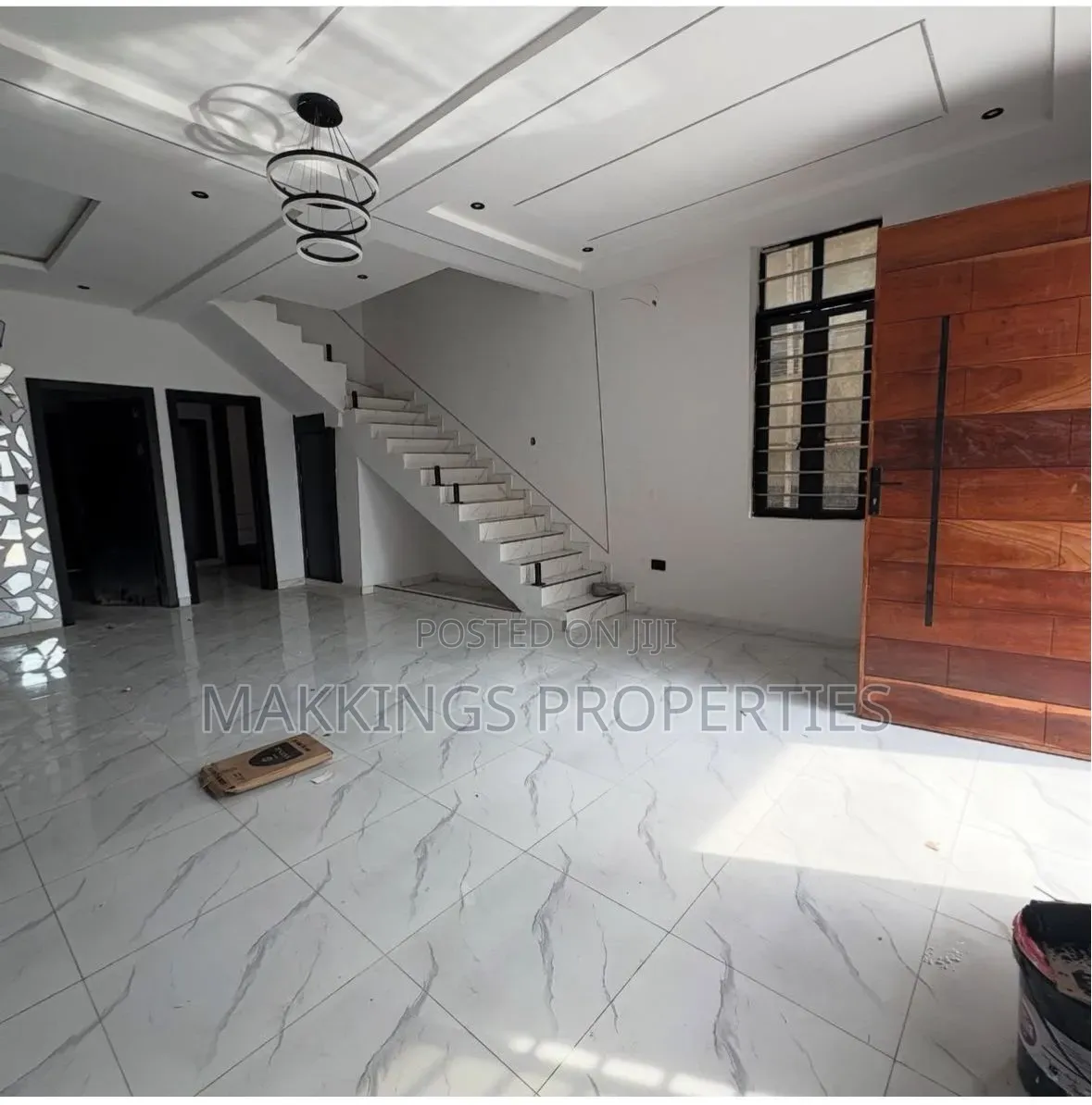 3bdrm Duplex in Ikota for sale in Ikota