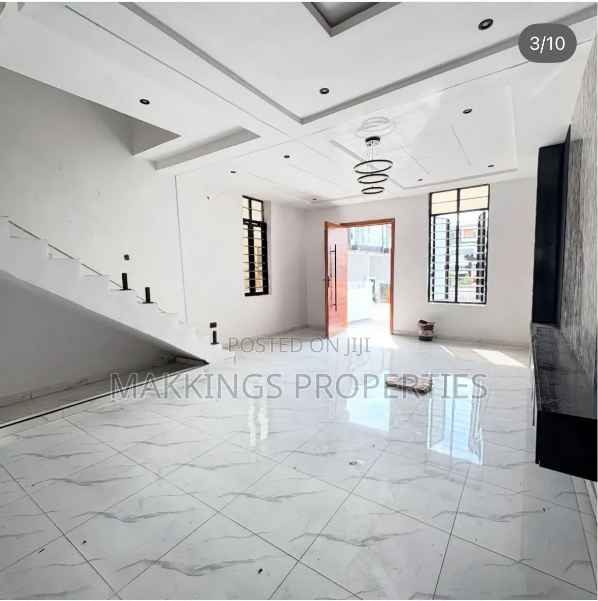 3bdrm Duplex in Ikota for sale in Ikota