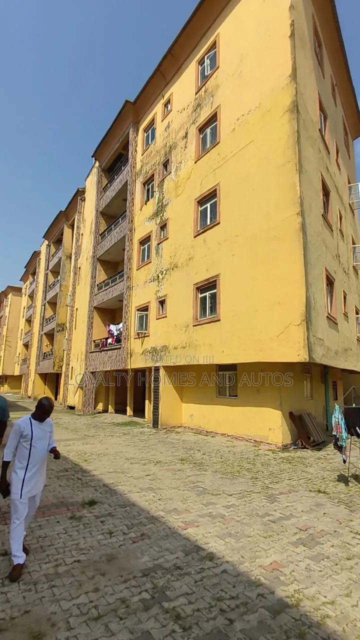 3bdrm House in Ajao Estate, Airport Road / Oshodi for sale in Airport Road / Oshodi