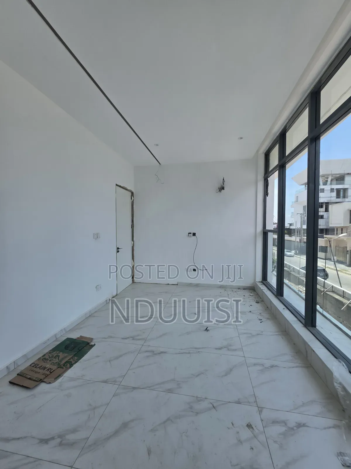 2bdrm Apartment In Lekki Phase 1 For Sale in Lekki Phase 1