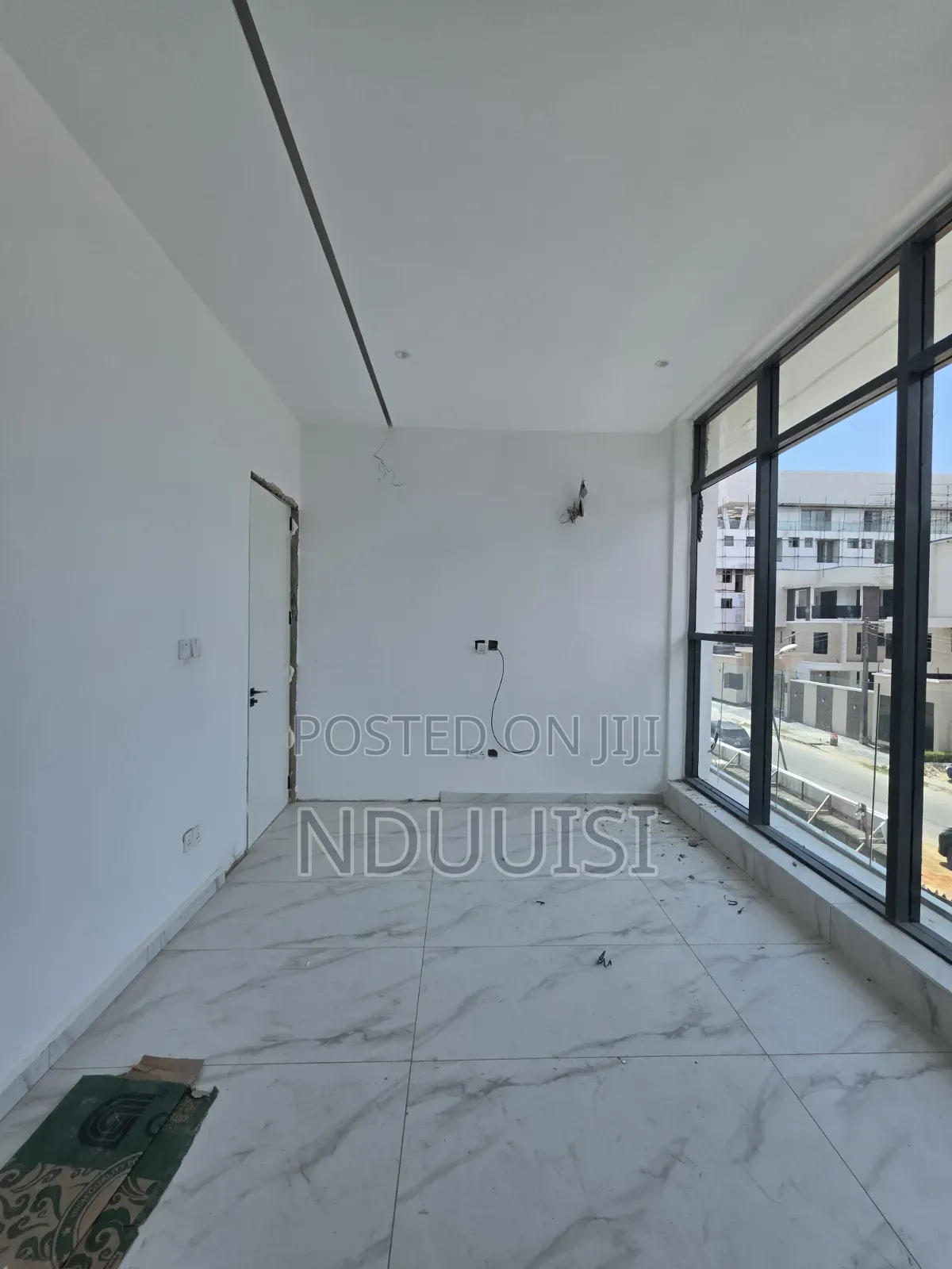 2bdrm Apartment In Lekki Phase 1 For Sale in Lekki Phase 1