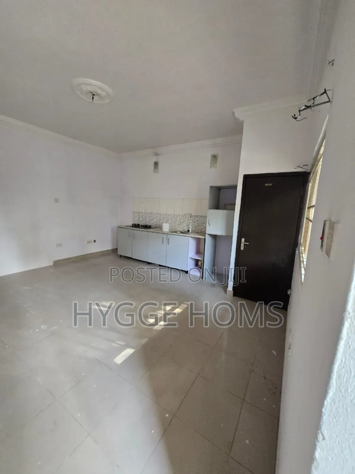 Mini Flat in Off Adeola Odeku for rent in Adeola Odeku