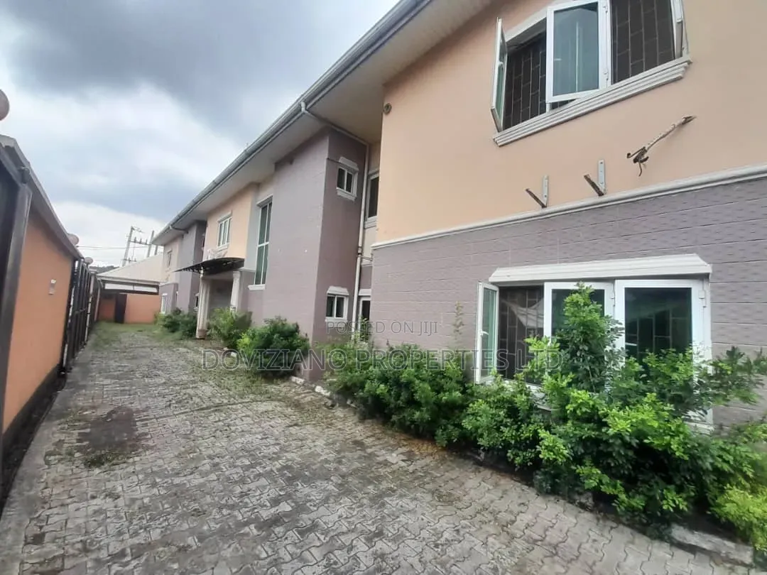 4bdrm Duplex in Awolowo Way for rent in Awolowo Way