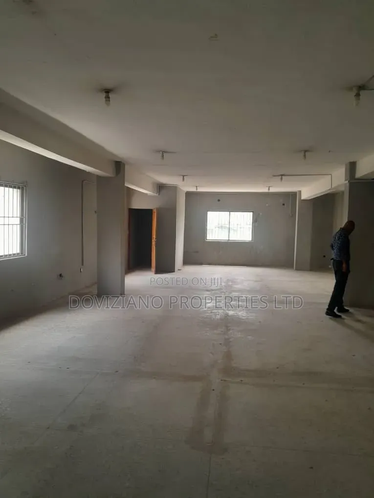 4bdrm Duplex in Awolowo Way for rent in Awolowo Way