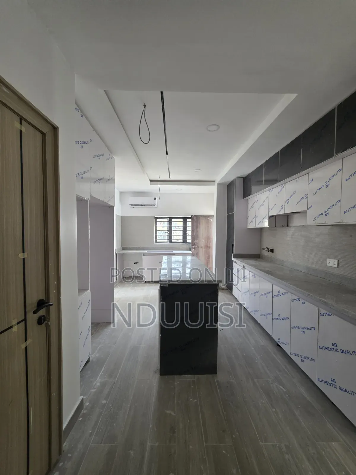 4bdrm Townhouse/Terrace In Lekki Phase 1 For Sale in Lekki Phase 1